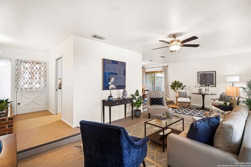 239 Harrow Dr, San Antonio, TX, 78227-4301 | Card Image