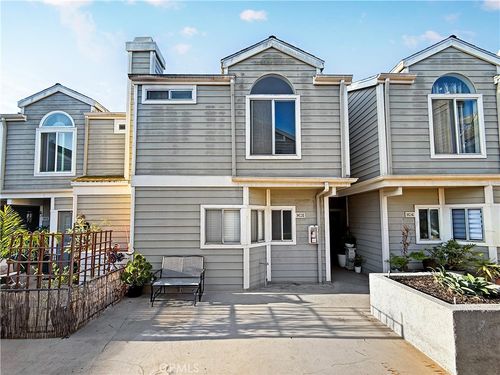 32-260 Victoria, Newport Beach, CA, 92660-9009 | Card Image