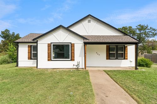 220 E 8th St, Claremore, OK, 74017-7237 | Card Image