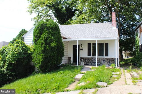 806 Elmwood Ln, CUMBERLAND, MD, 21502-1411 | Card Image