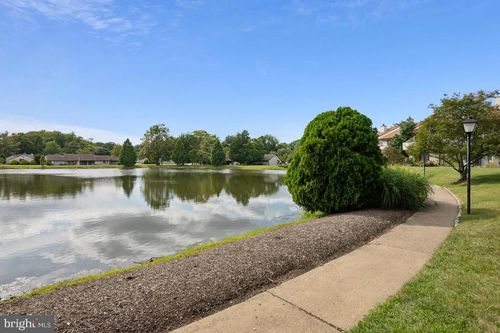 23 E Daisy Ln, MOUNT LAUREL, NJ, 08054 | Card Image