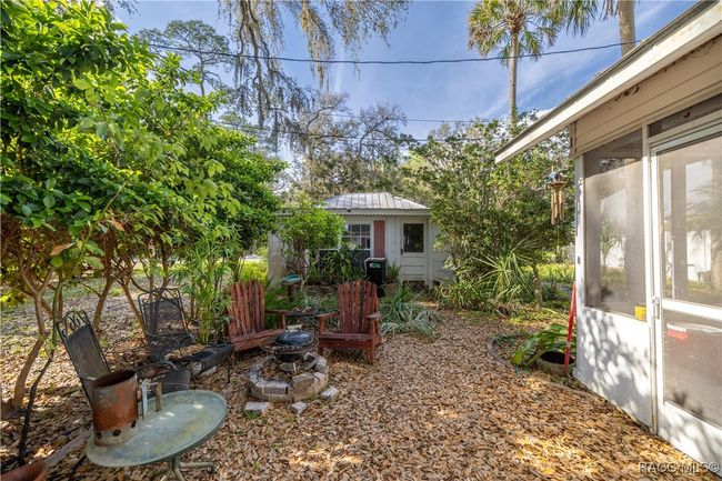 6206 Riverside Dr, House other with 1 bedrooms, 2 bathrooms and 1 parking in Yankeetown FL | Image 7