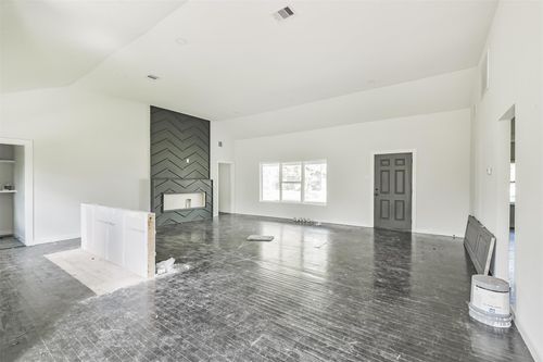 209 Leago St, Houston, TX, 77022-1517 | Card Image