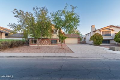 8825 W Sheridan Street, House other with 5 bedrooms, 3 bathrooms and null parking in Phoenix AZ | Image 2