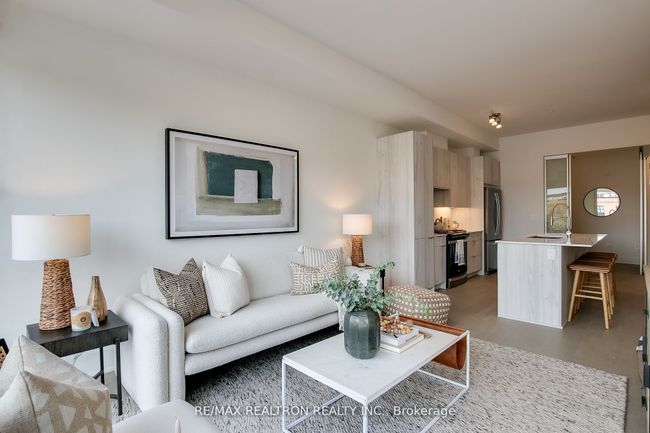404 - 495 Logan Ave, Condo with 2 bedrooms, 2 bathrooms and 1 parking in Toronto ON | Image 10