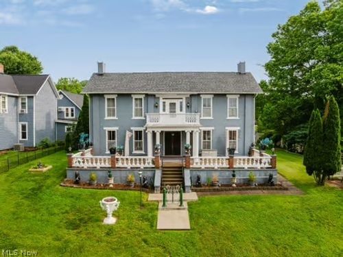 284 N Kennebec Ave, Mcconnelsville, OH, 43756-1005 | Card Image