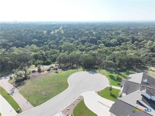 6013 Hamlet Dr, Belton, TX, 76513-8386 | Card Image