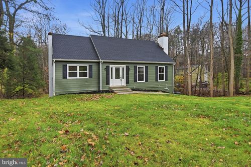 420 Oakland Dr, DOWNINGTOWN, PA, 19335-1730 | Card Image