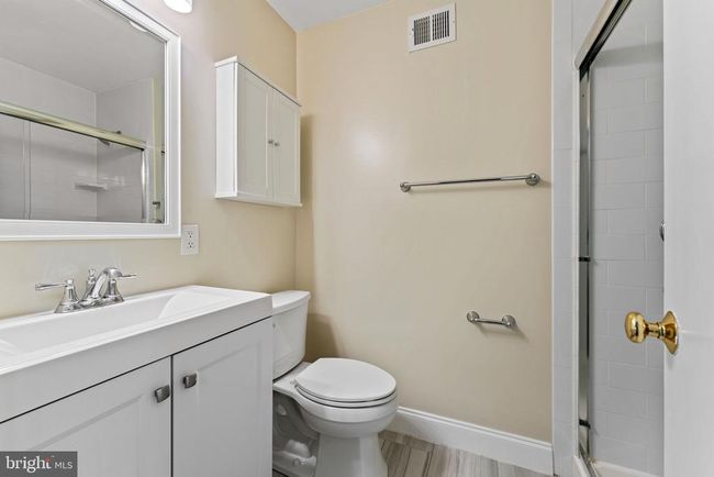 6628 Midhill Pl, Townhouse with 3 bedrooms, 3 bathrooms and null parking in FALLS CHURCH VA | Image 23