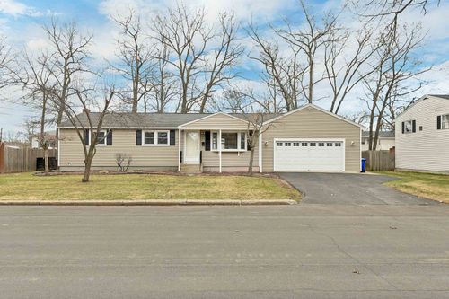 24 Healion Street, Manchester, NH, 03109 | Card Image