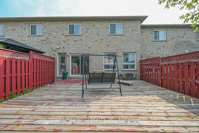 11 Caversham Dr, House attached with 6 bedrooms, 4 bathrooms and 3 parking in Brampton ON | Image 45