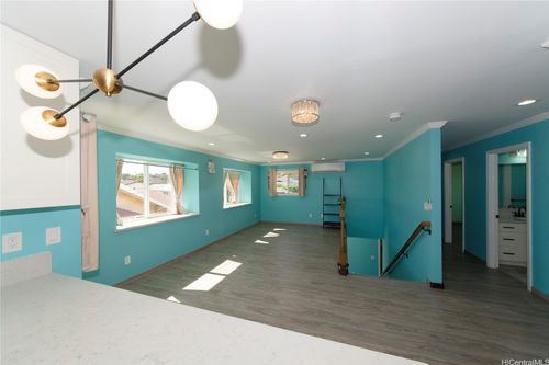 933 18th Ave, Honolulu, HI, 96816-4114 | Card Image