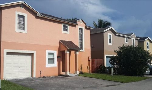 14719 Sw 90 Ter, Miami, FL, 33196 | Card Image