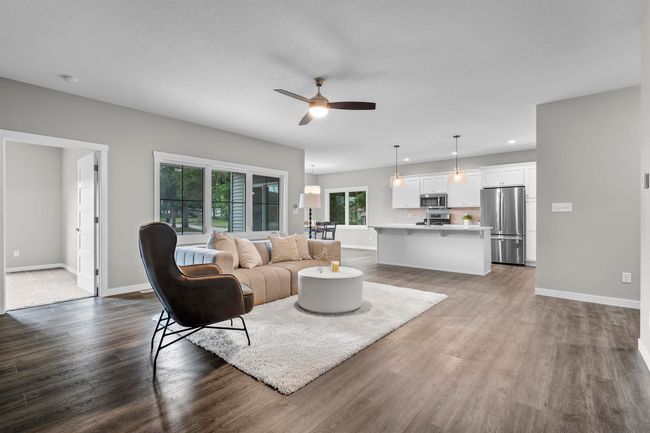 102 Bergen Dr, Condo with 2 bedrooms, 2 bathrooms and null parking in Waterloo IA | Image 5