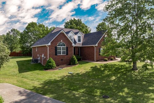 116 Winter Wood Dr N, Murfreesboro, TN, 37129-7896 | Card Image