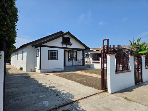 1056 W 52nd St, LOS ANGELES, CA, 90037-3512 | Card Image