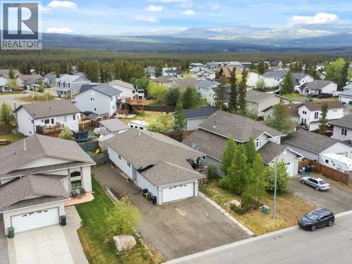 17 Iron Horse Dr, Whitehorse, YT, Y1A6T4 | Card Image