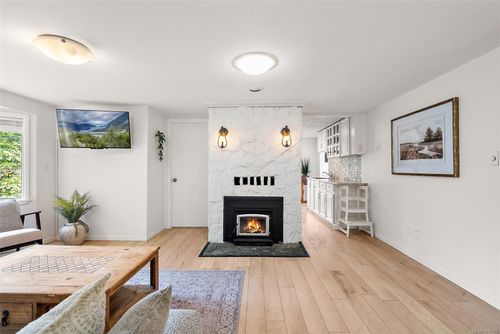 729 Latoria Rd, Langford, BC, V9C4J1 | Card Image