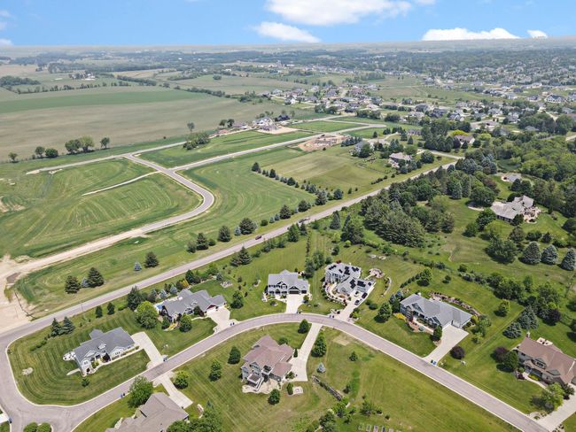3403 Whistling Wind Way, House other with 4 bedrooms, 4 bathrooms and null parking in Windsor WI | Image 69