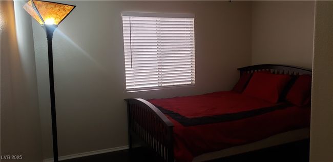 View of bedroom | Image 19