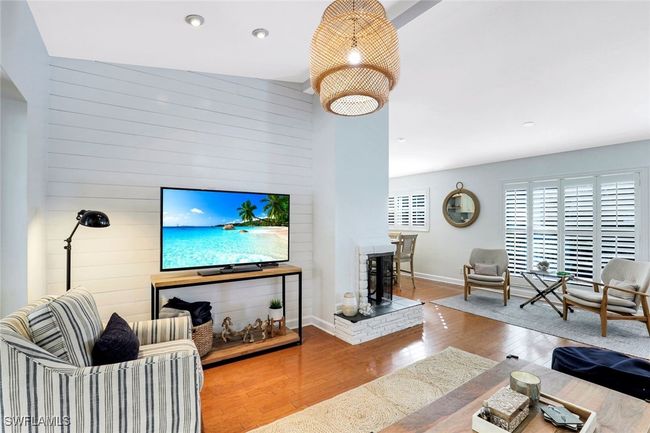 739 7 Th Ave N, House other with 3 bedrooms, 3 bathrooms and null parking in NAPLES FL | Image 6