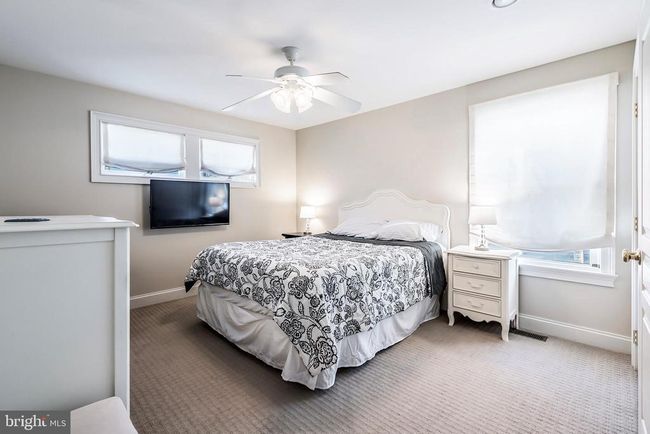15 15 Th St, House other with 4 bedrooms, 4 bathrooms and null parking in Surf City NJ | Image 12