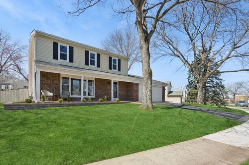 745 Buffalo Cir, Carol Stream, IL, 60188-9105 | Card Image
