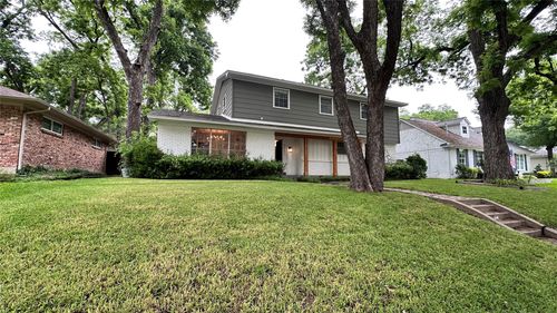 9551 Highedge Dr, Dallas, TX, 75238-2534 | Card Image