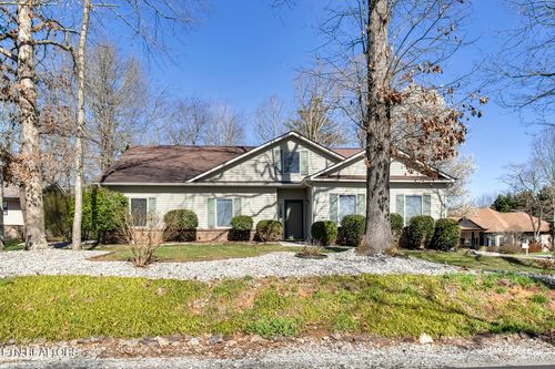 122 Oohleeno Way, Loudon, TN, 37774-2573 | Card Image