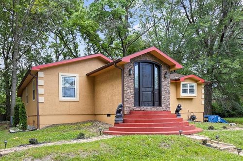 7103 E 159th St, Belton, MO, 64012-1676 | Card Image
