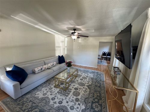 6034 Goliad Ave, Dallas, TX, 75206-6822 | Card Image