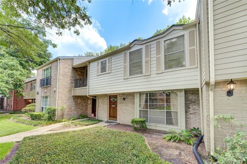 824 Wax Myrtle Ln, Houston, TX, 77079-3759 | Card Image