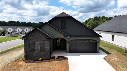 1235 Stoney Ridge Blvd, Forest, VA, 24551-4988 | Card Image