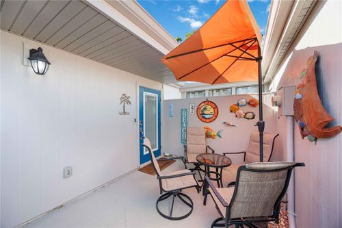 22-500 Park Blvd S, VENICE, FL, 34285-2726 | Card Image