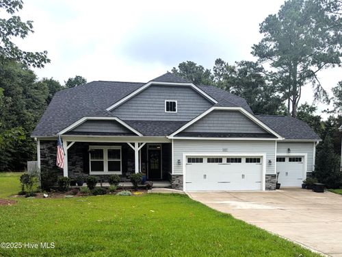 409 Mountain Run, West End, NC, 27376-9710 | Card Image