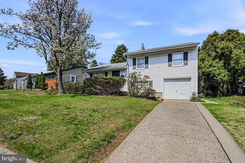 49 E Avon Dr, CLAYMONT, DE, 19703-1440 | Card Image