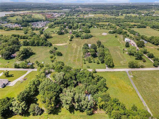 307 Gore Rd, House other with 3 bedrooms, 3 bathrooms and null parking in Raymore MO | Image 32
