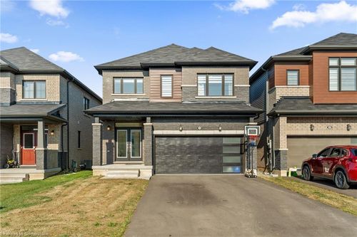 10 Buttercream Ave, Thorold, ON, L2V0L2 | Card Image