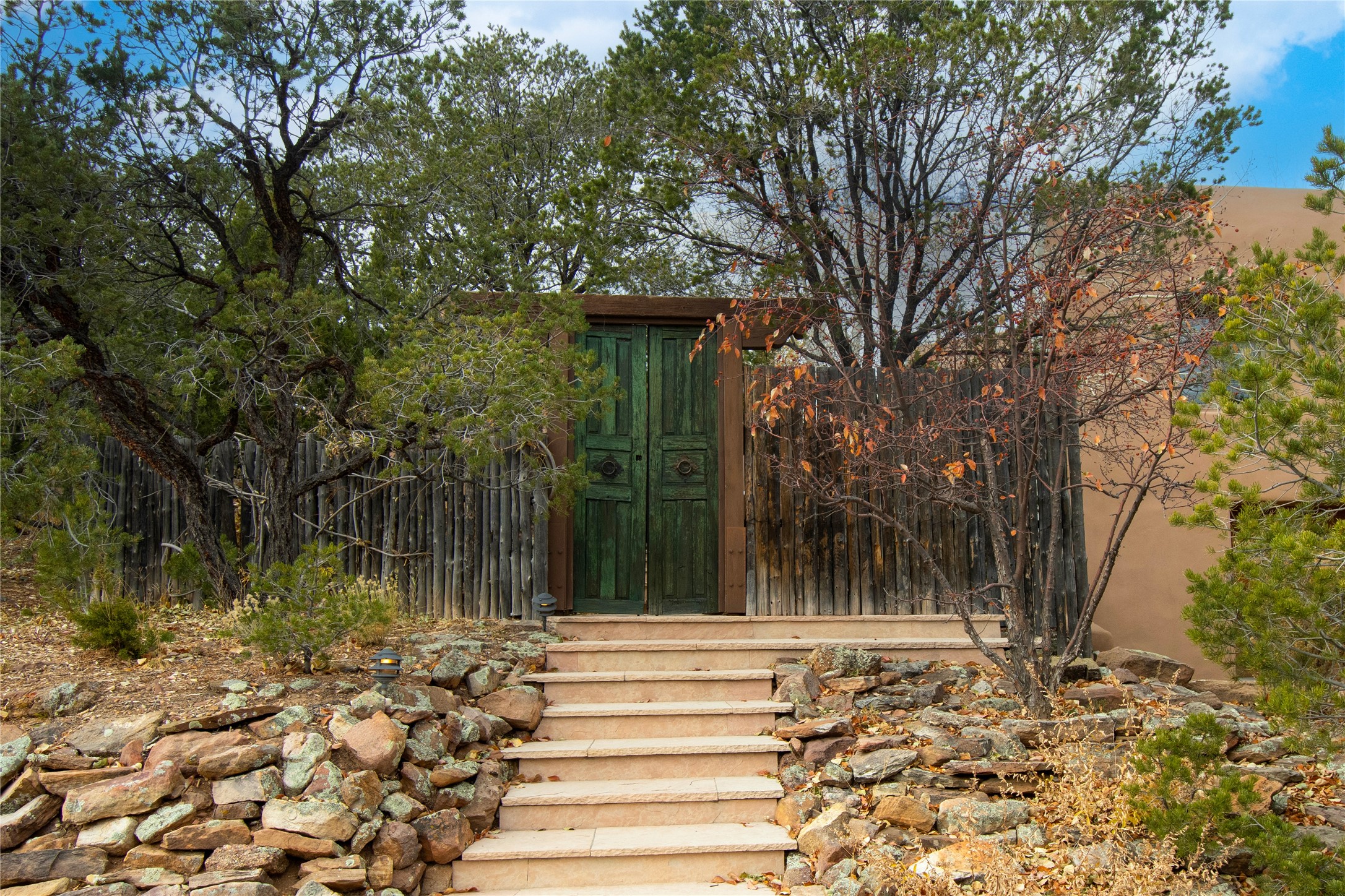 Paseo DE Don Carlos , Santa Fe, NM 87501