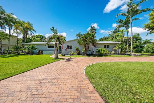 9720 Sw 140th St, Miami, FL, 33176-6732 | Card Image