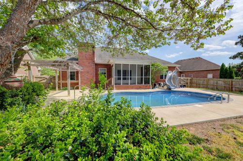 140 Lyme Dr, Clarksville, TN, 37043-7418 | Card Image