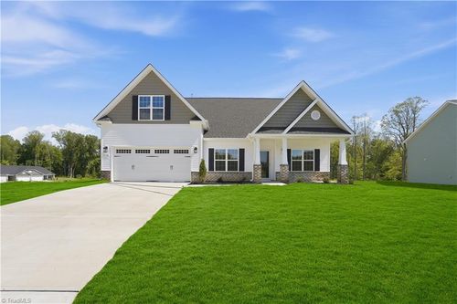 3722 Straw Hat Rd, Greensboro, NC, 27410 | Card Image