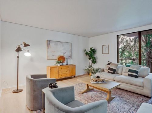 2b-4100 Folsom Boulevard, Sacramento, CA, 95819 | Card Image