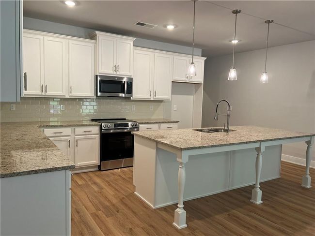 2562 Harbor View Ct, Townhouse with 3 bedrooms, 3 bathrooms and null parking in Gainesville GA | Image 12