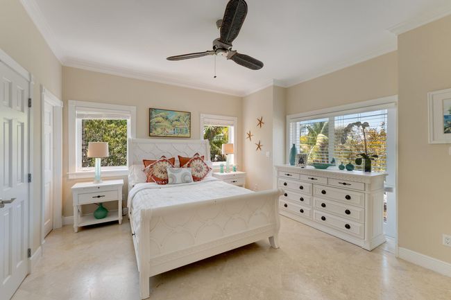 Guest Bedroom | Image 18