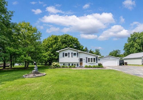 135 Prairie Street, Sharon, WI, 53585 | Card Image