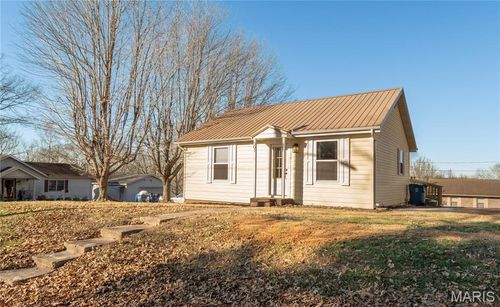 301 Cape Rd, Bloomfield, MO, 63825-8561 | Card Image