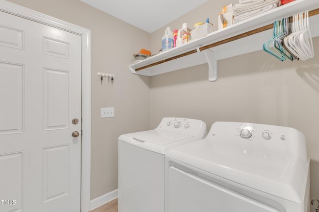 24-3723 Summer Springs-17 | Image 26