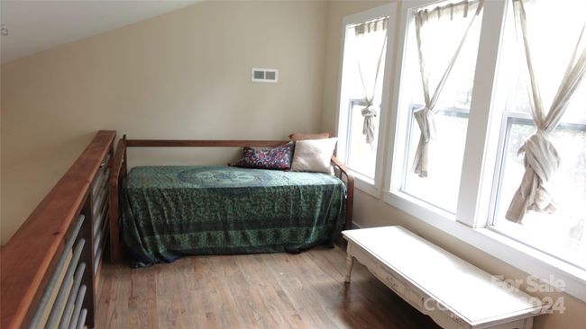 18 - 16-18 Cowan Ln, House other with 4 bedrooms, 4 bathrooms and null parking in Fairview NC | Image 18