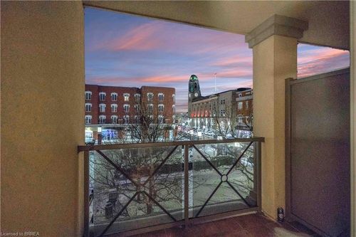 203-150 Colborne St, Brantford, ON, N3T2G6 | Card Image